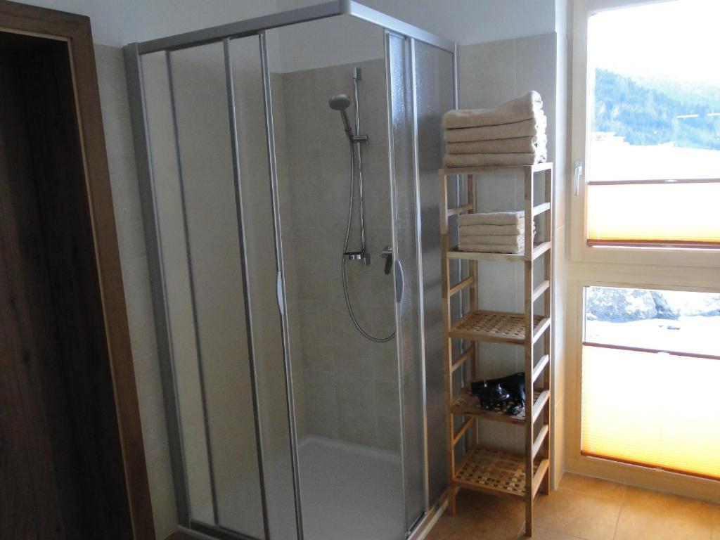 Appartement Gipfelsturm Haus im Ennstal Ruang foto