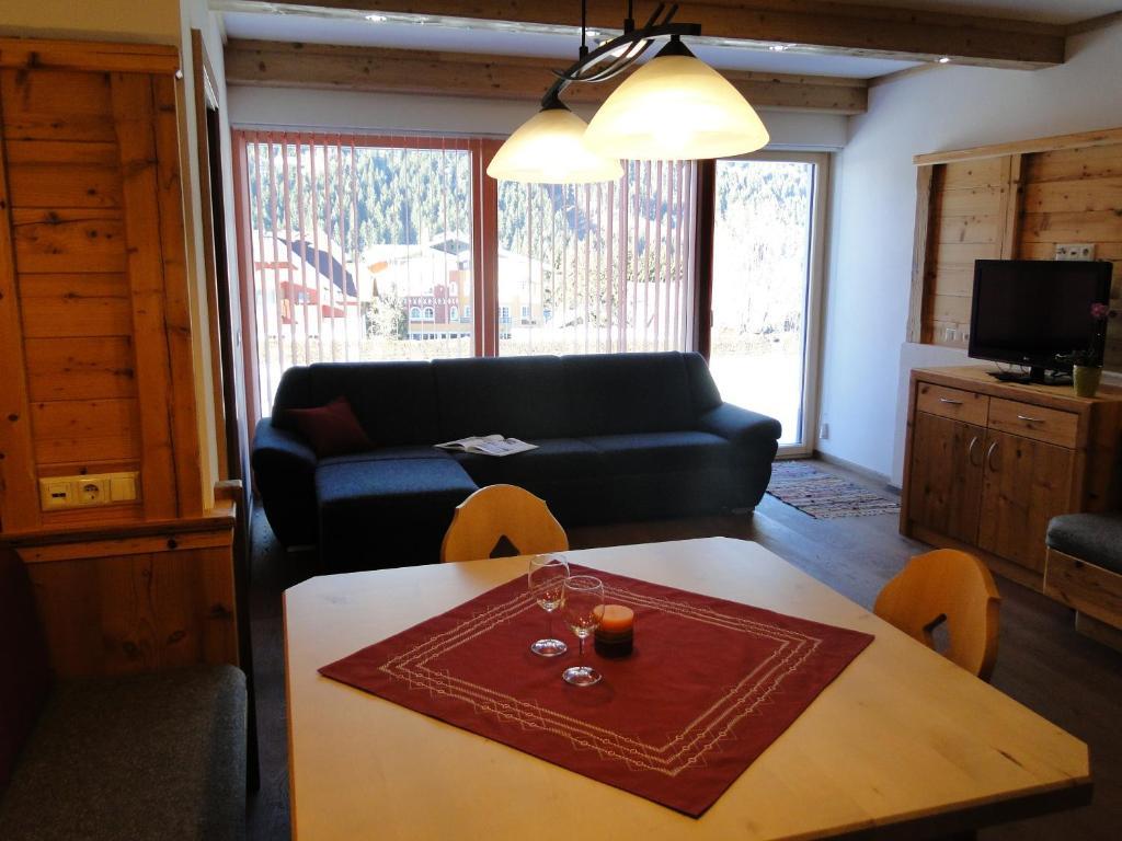 Appartement Gipfelsturm Haus im Ennstal Bagian luar foto