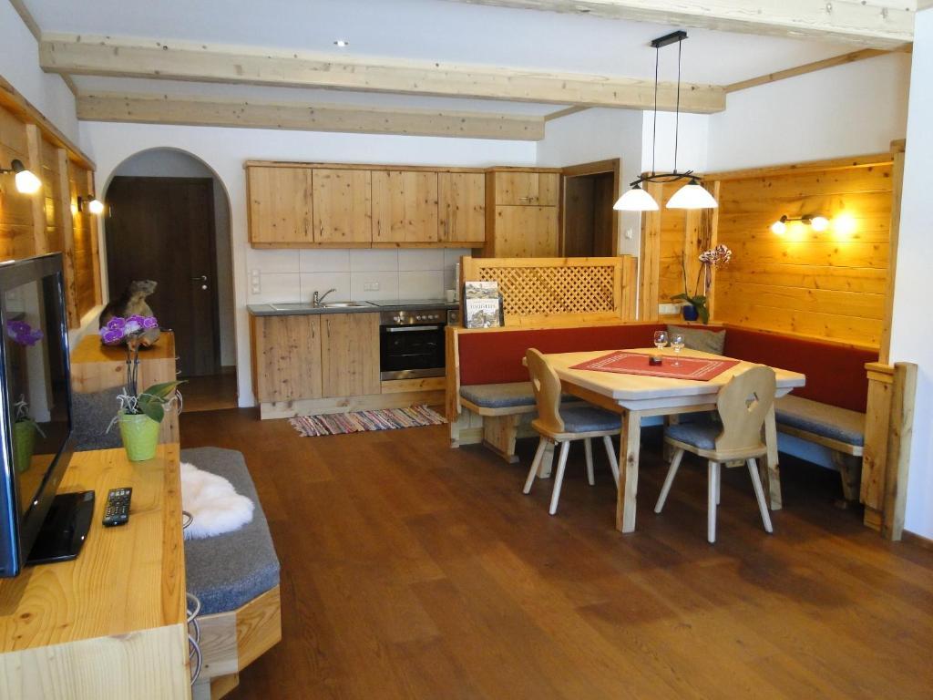 Appartement Gipfelsturm Haus im Ennstal Bagian luar foto